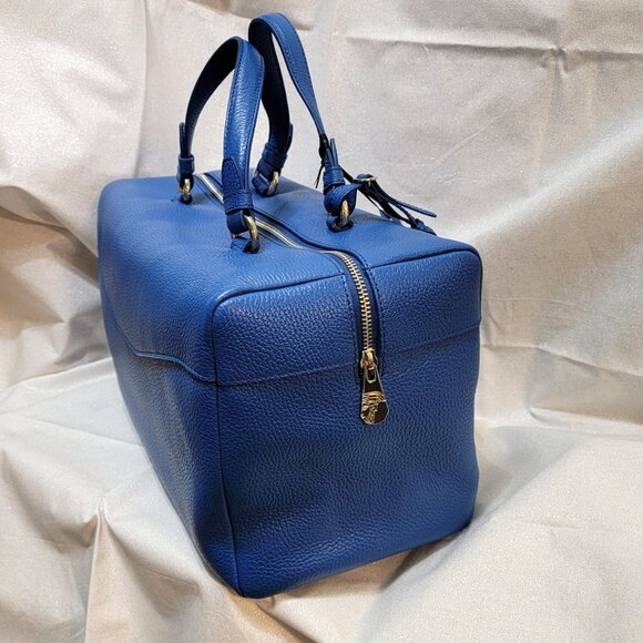 VERSACE Bluette Vitello Leather Traveling Case Bag w/Extra Shoulder Strap - Picture 4 of 12